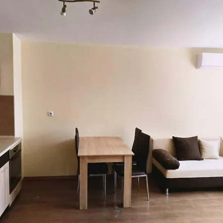 Sunny Apartament Pomorie